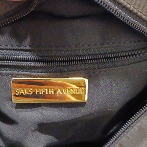 Saks Fifth Avenue bag